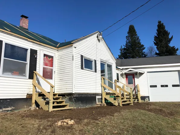 1935 Washburn Rd, Washburn, ME 04786