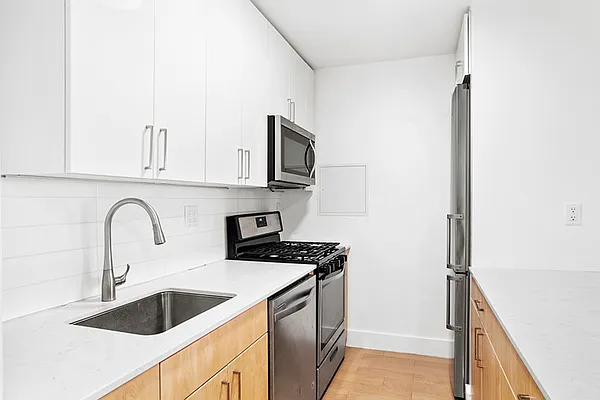 Rented by Corcoran | media 10