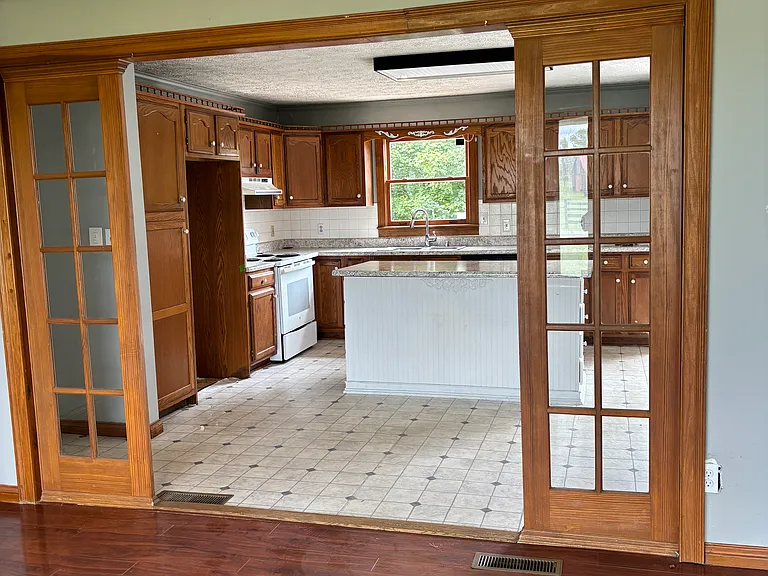 625 Greens Crossing Rd — Photo 9