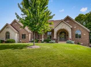 5968 McDonald Rd, Roscoe, IL 61073