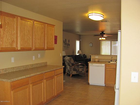 5th image of 44824 W Miraflores St