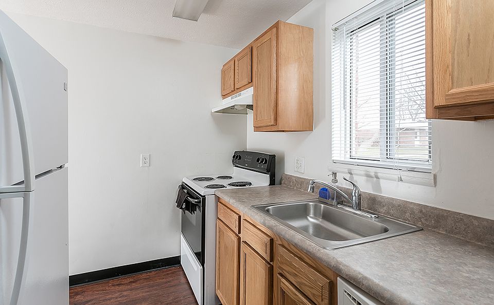 Brockport Crossings Apartments & Townhomes 419 Holley St Brockport NY