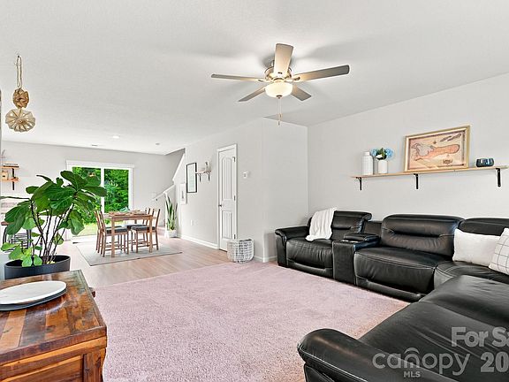 3rd image of 5135 Wolfridge Ave