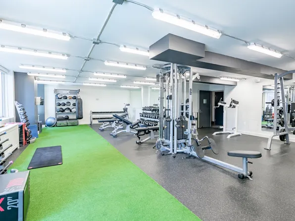 420 East 54th Street image 36 of 39