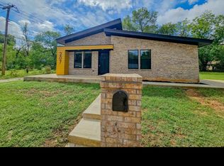 207 E Locust St, Durant, OK 74701