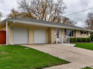 626 17th St, West Des Moines, IA 50265