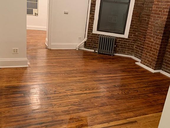 4th image of 53 Saint Nicholas Ave APT 4D
