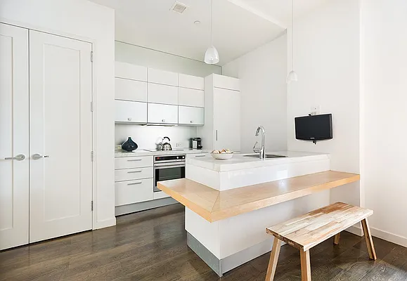 Rented by Compass | media 26