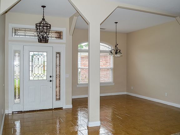 2nd image of 705 Carter Ct