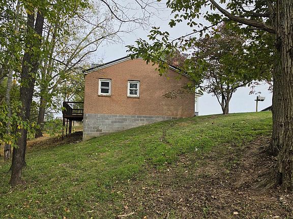 3rd image of 845 Horse Ridge Rd NW