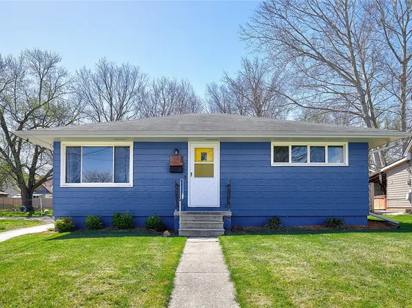 711 W Boston Ave, Indianola, IA 50125