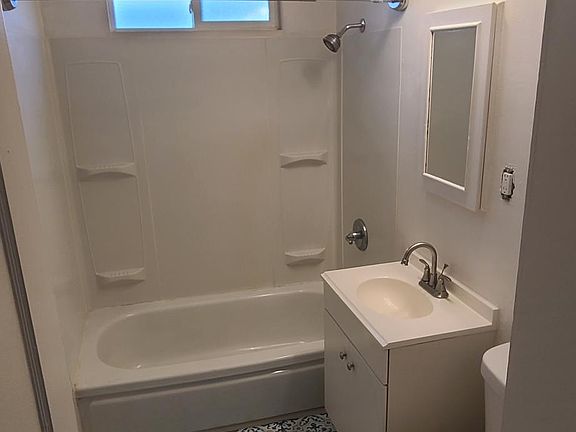 5th image of 1306-1308 Woolner Ave #A