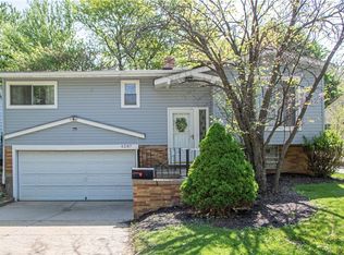 6287 Brookmere Dr, Parma Heights, OH