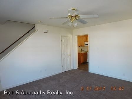4th image of 704 Dendron St #B