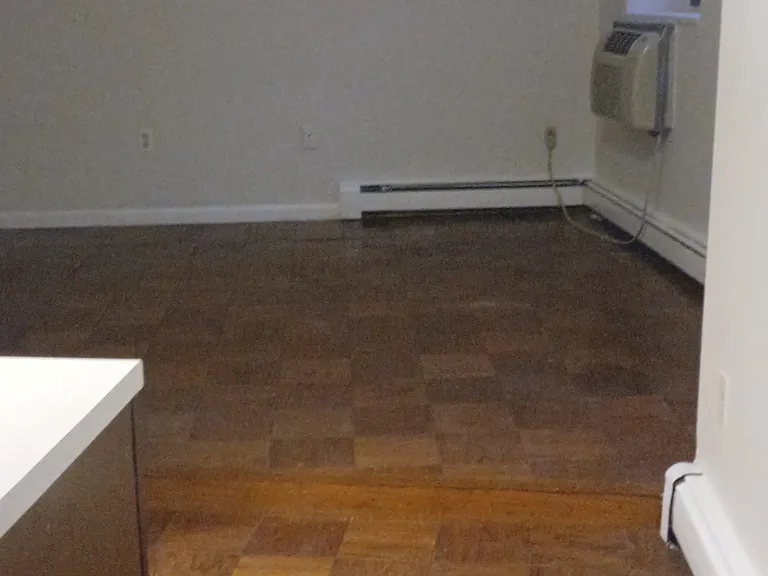 181 Salem St #7 — Photo 6