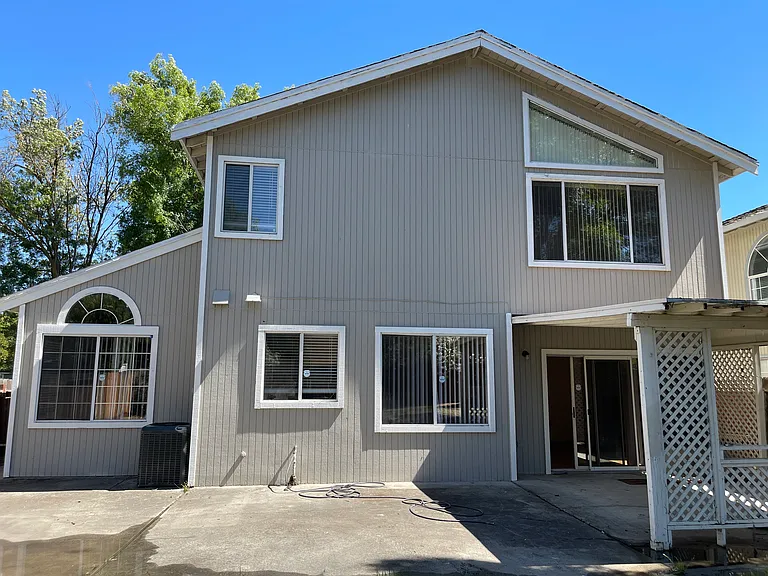 8795 Deer Creek Cir — Photo 33