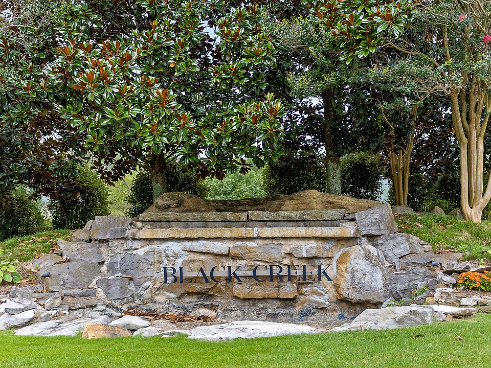 1st image of 555 Alston Dr