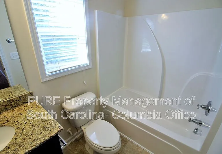 410 Finch Ln — Photo 22