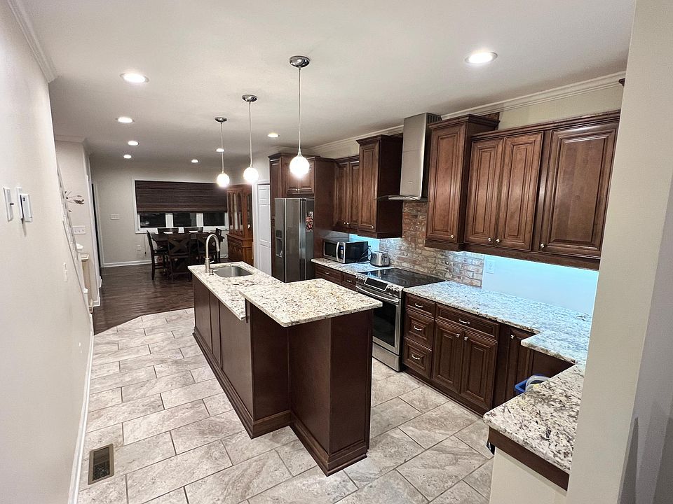 Open concept 1st floor