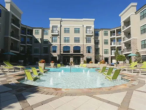 2370 Main @ Sugarloaf Photo 1