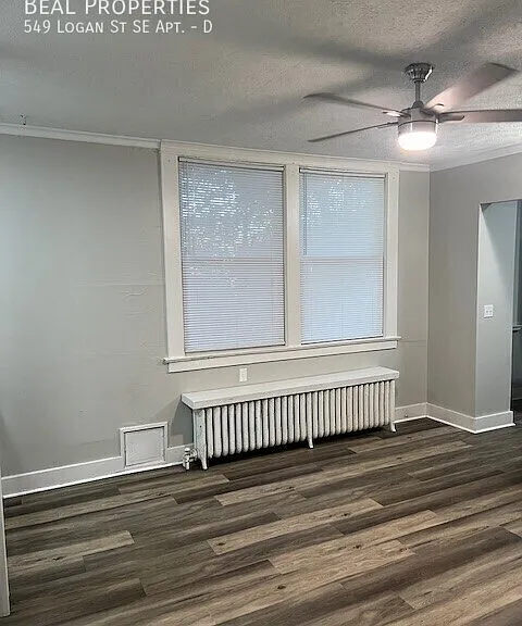 549 Logan St SE #D — Photo 12