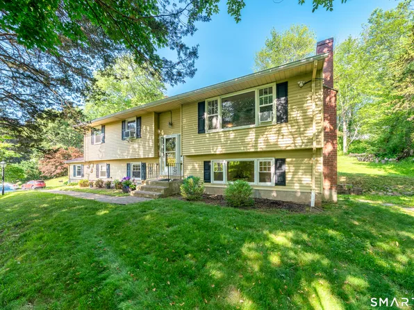 96 Lynn Drive, Meriden, CT 06451