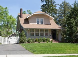 16 Kings Rd, Chatham, NJ 07928