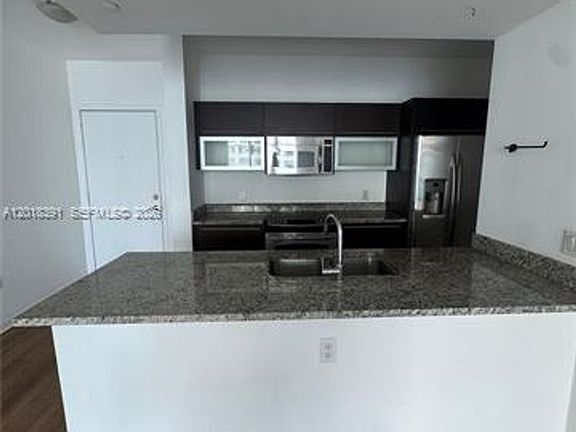 5th image of 951 N Brickell Ave #3001