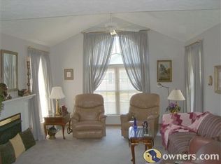 148 Carriage Dr, Freedom, PA