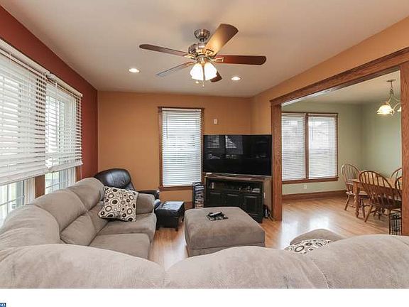 4th image of 11 Belvedere Ave