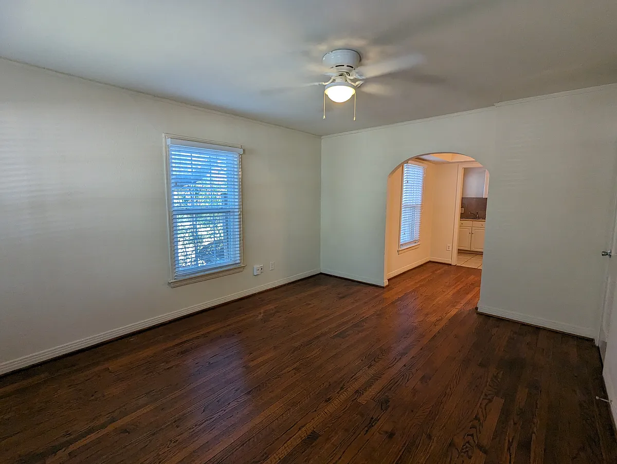 Building Photo - 3421 Westminster Ave #1
