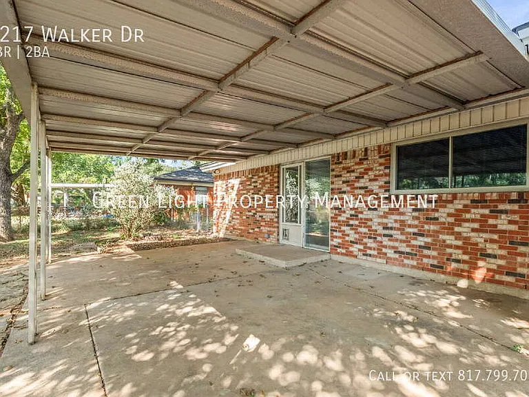 1217 Walker Dr — Photo 26