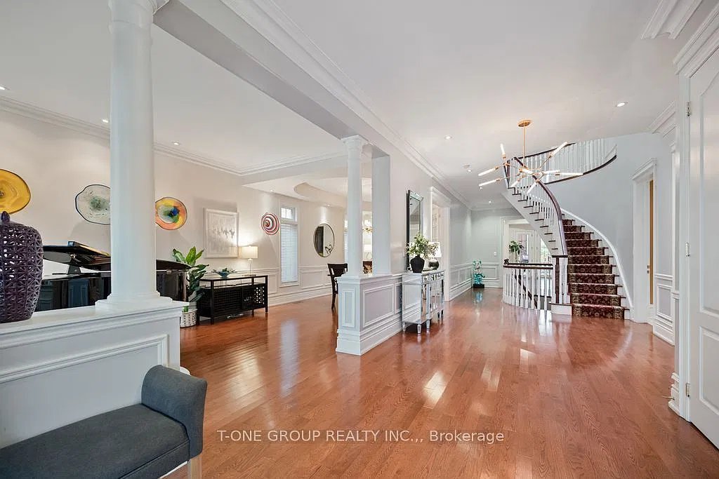 6 bed, $8,000 — Photo 3