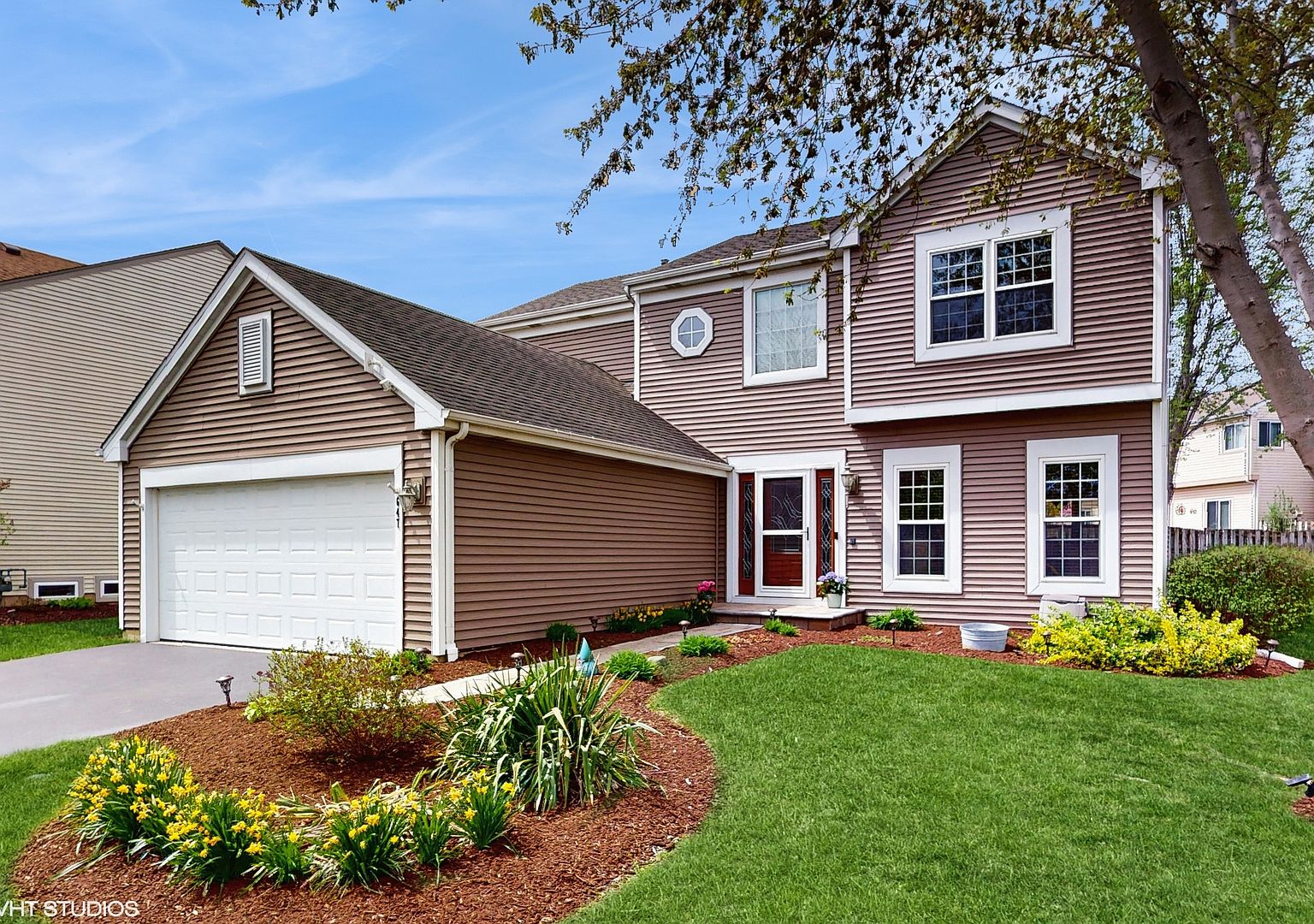 647 David St, Lake In The Hills, IL 60156 | Zillow
