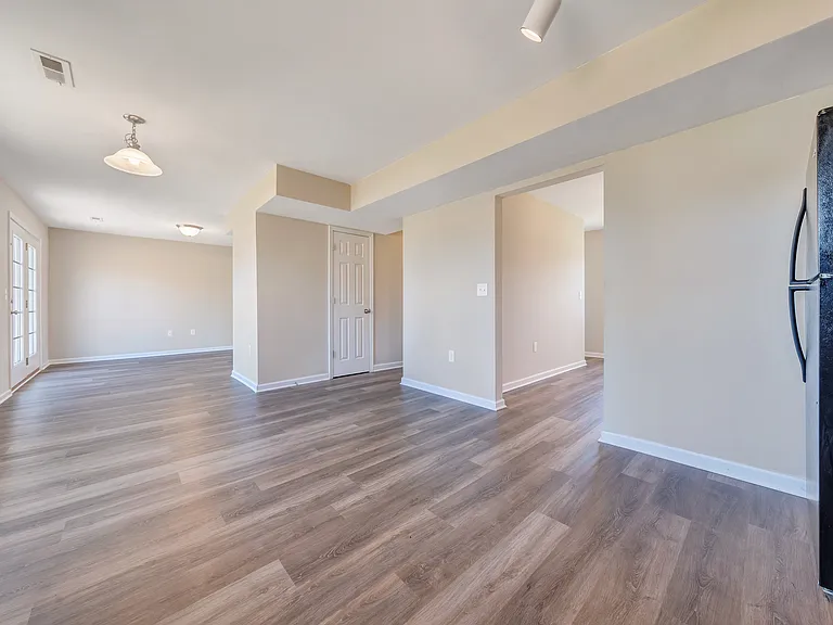 4602 Spring Willow Ln NW — Photo 10