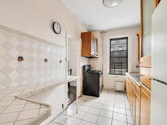 5th image of 47 Fort Washington Ave APT 56