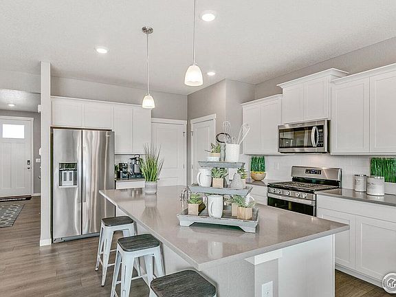 7th image of this home