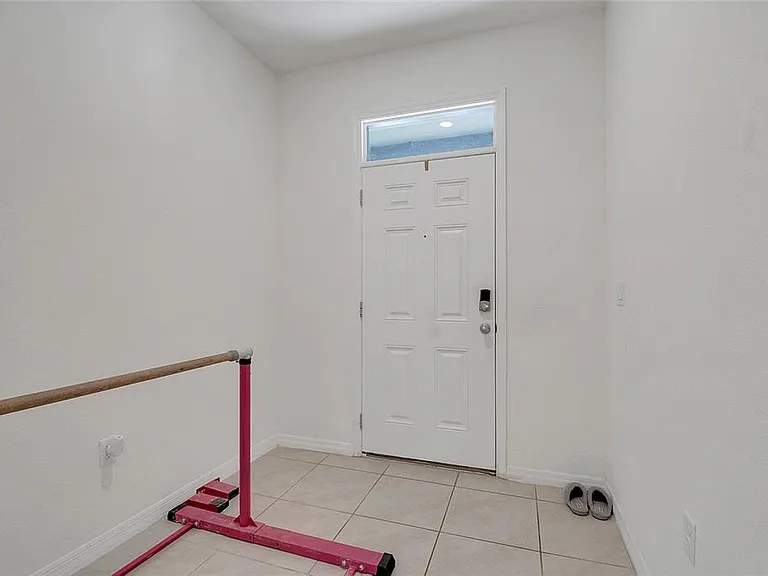 1394 Yellow Finch Dr — Photo 44