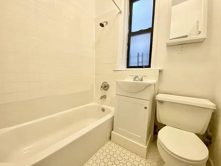 794 President St #3L — Photo 11