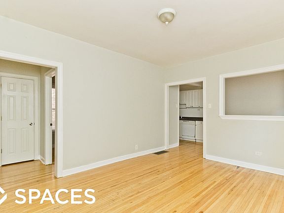 4th image of 628 W Barry Ave #6285N1A