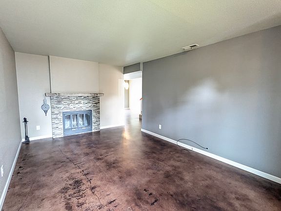 3rd image of 1505 42nd Ave APT 2