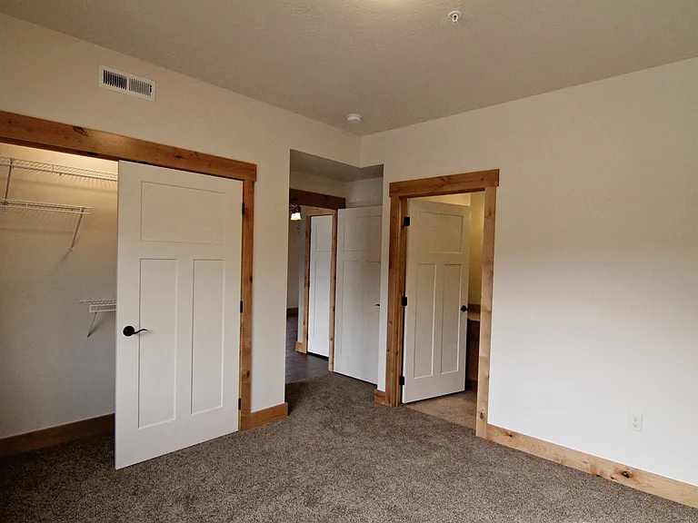 4015 S Russell St — Photo 65