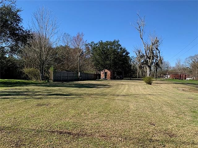 1st image of 7830 Barataria Blvd