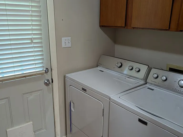 313 Timic Dr — Photo 16