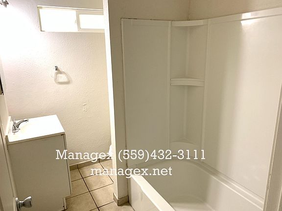 5th image of 3421 E McKinley Ave APT 4
