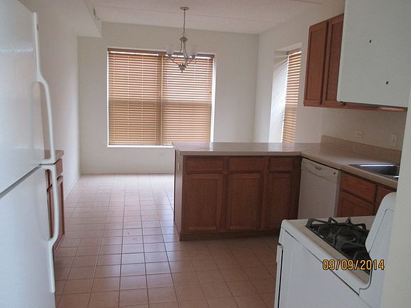 2nd image of 656 Pearson St #412C