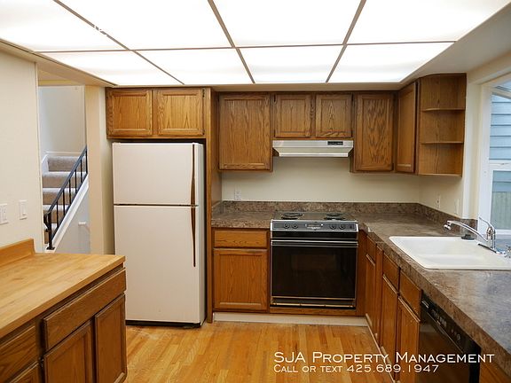5th image of 13509 NE 78th Pl