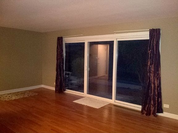 5th image of 10119 Old Orchard Ct Unit 103