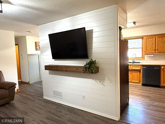 5th image of 4748 Rush Lake Rd