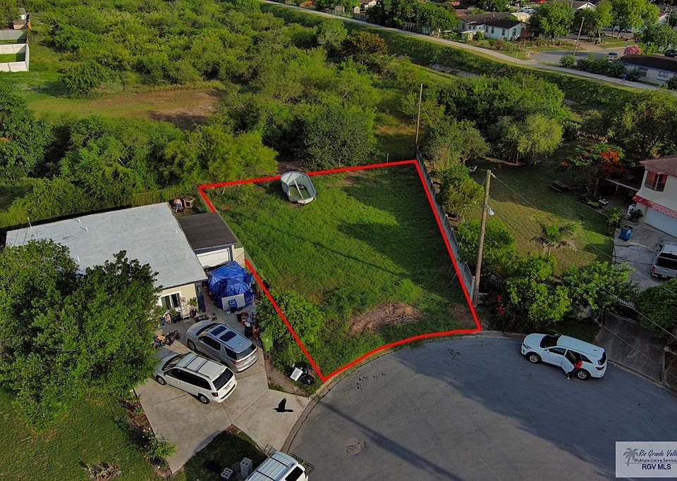 1st image of 3180 Lynn Dr